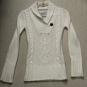 Women's White Cable Knit Sweater